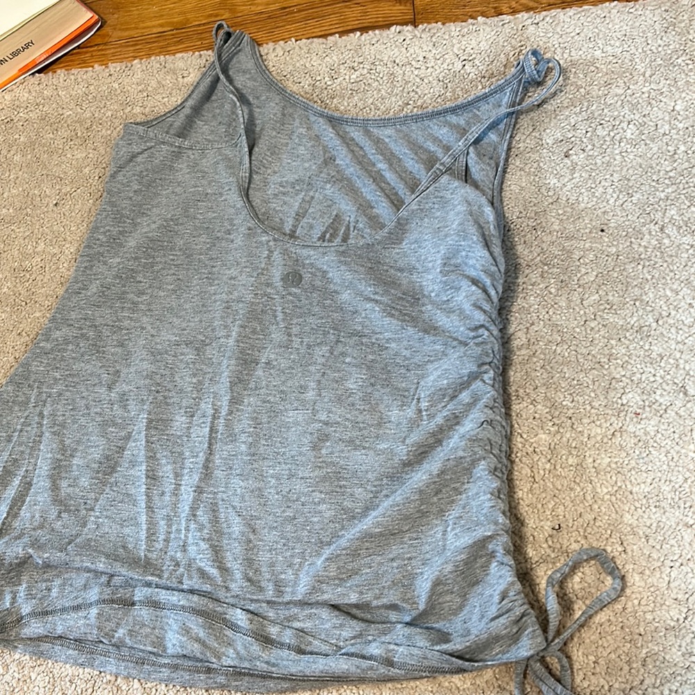 Grey scrunched lulu lemon tank top